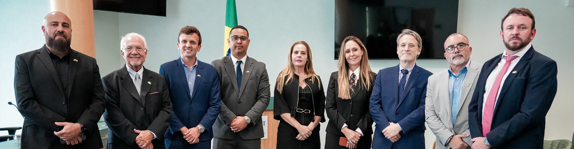 Members and directors of the Brazilian Southwest Florida Chamber of Commerce, Fort Myers Chapter